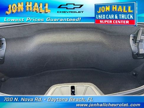 Used 2025 Chevrolet Corvette Stingray Coupe w/ 1LT image 12