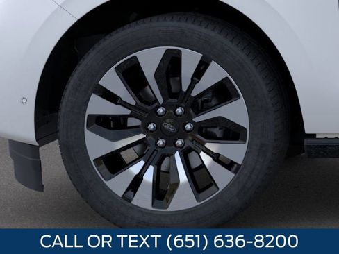 New 2026 Ford Expedition Max Platinum image 19