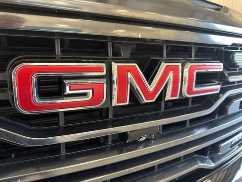 Used 2023 GMC Sierra 1500 AT4 AWD/4WD image 32