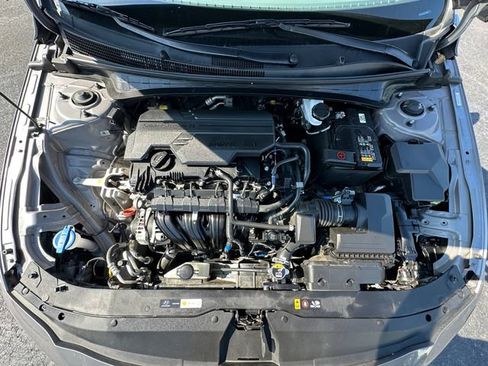 Used 2024 Hyundai Elantra SEL FWD image 30