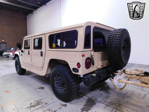 Used 1992 HUMMER H1 4-Door Wagon image 9