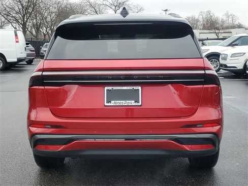 Certified 2024 Lincoln Nautilus Reserve w/ Equipment Group 202A image 6