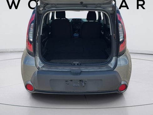 Used 2016 Kia Soul FWD image 19