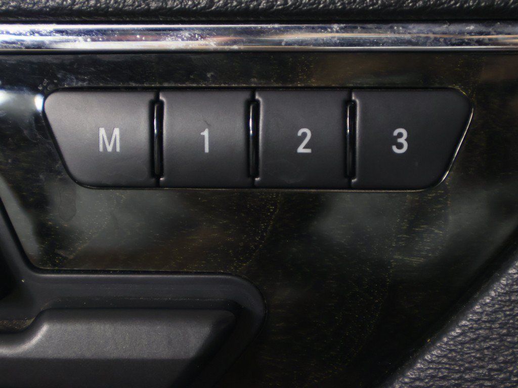 Used 2012 Mercedes-Benz E 350 4MATIC Coupe image 36