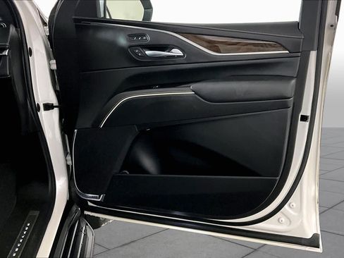 Used 2021 Cadillac Escalade Sport Platinum AWD/4WD image 24