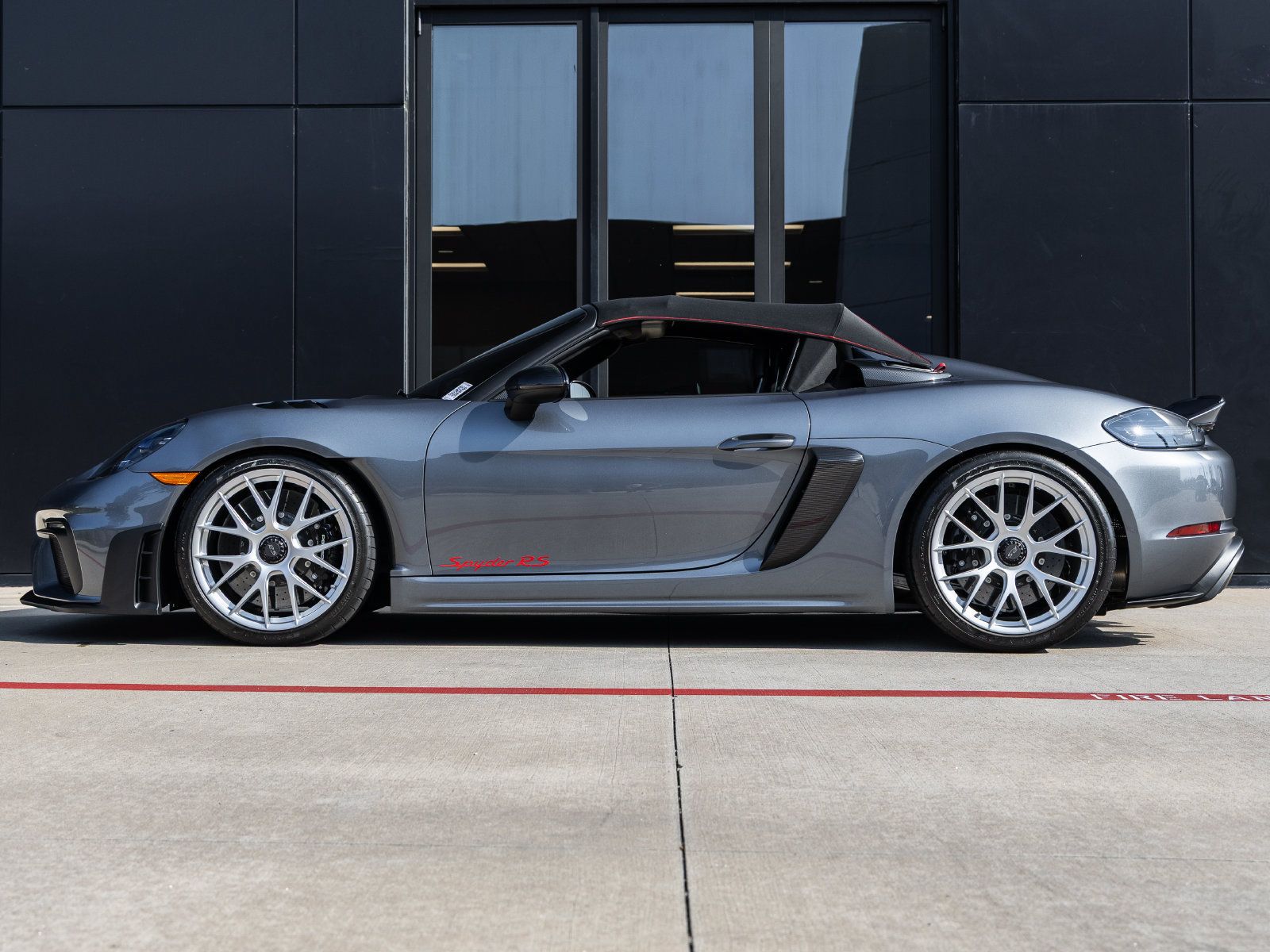 Certified 2024 Porsche 718 Boxster Spyder RS RWD image 2