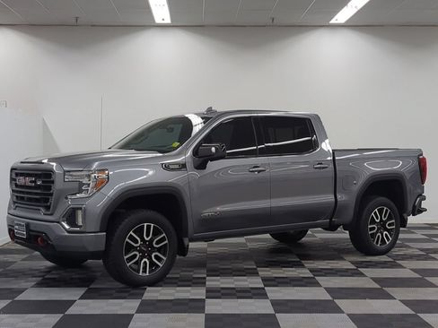 Used 2021 GMC Sierra 1500 AT4 w/ AT4 Premium Package AWD/4WD image 4