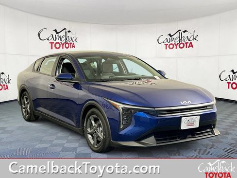 Used 2025 Kia K4 FWD image 1