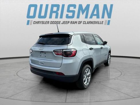Used 2025 Jeep Compass Sport AWD/4WD image 3