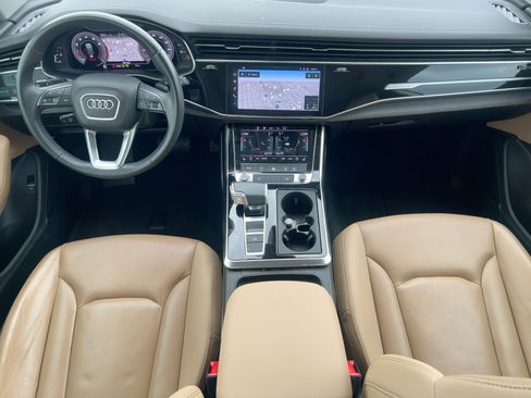 Used 2023 Audi Q8 Premium Plus image 16