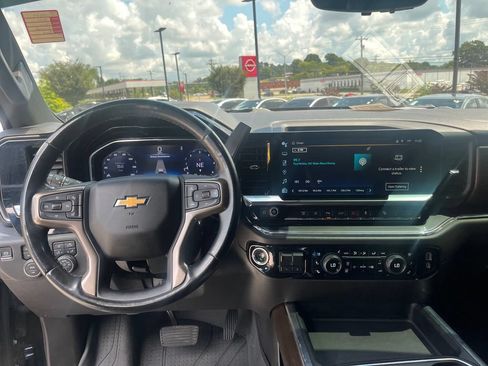 Used 2024 Chevrolet Silverado 2500 High Country w/ High Country Premium Package AWD/4WD image 22