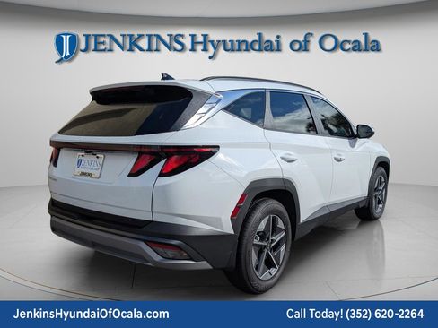 New 2026 Hyundai Tucson SEL image 3