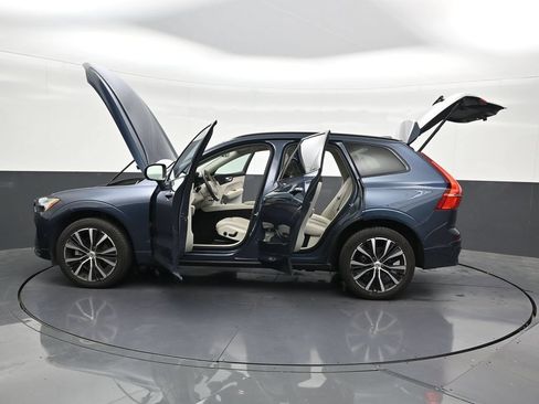 Used 2024 Volvo XC60 B5 Plus AWD/4WD image 32