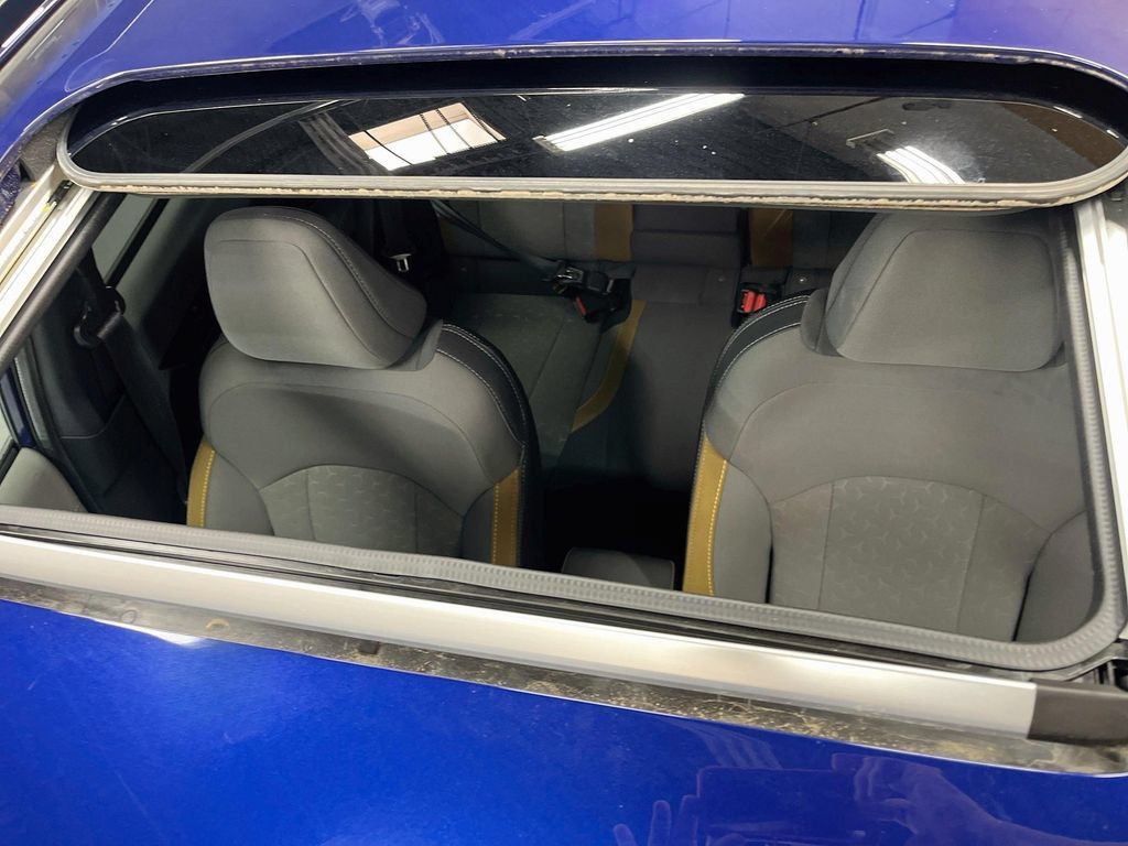 Used 2025 Subaru Crosstrek 2.5i Sport w/ Crosstrek Mirror Package AWD/4WD image 21