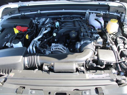 New 2026 Jeep Gladiator Sport image 37