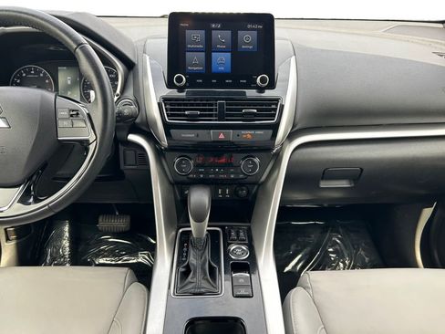Used 2023 Mitsubishi Eclipse Cross SEL image 12