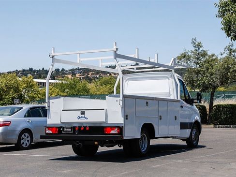 Used 2024 Mercedes-Benz Sprinter 4500 image 4