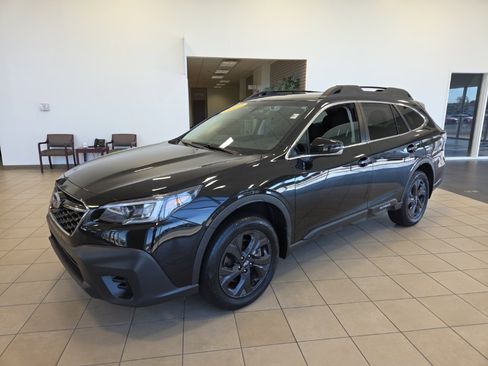 Used 2022 Subaru Outback Onyx Edition XT w/ Popular Package #2 image 3