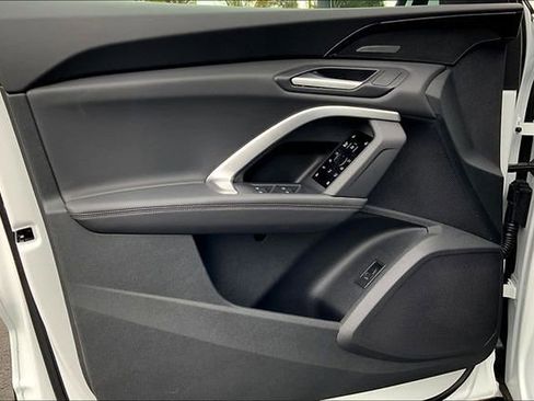 New 2025 Audi Q5 Premium Plus image 10