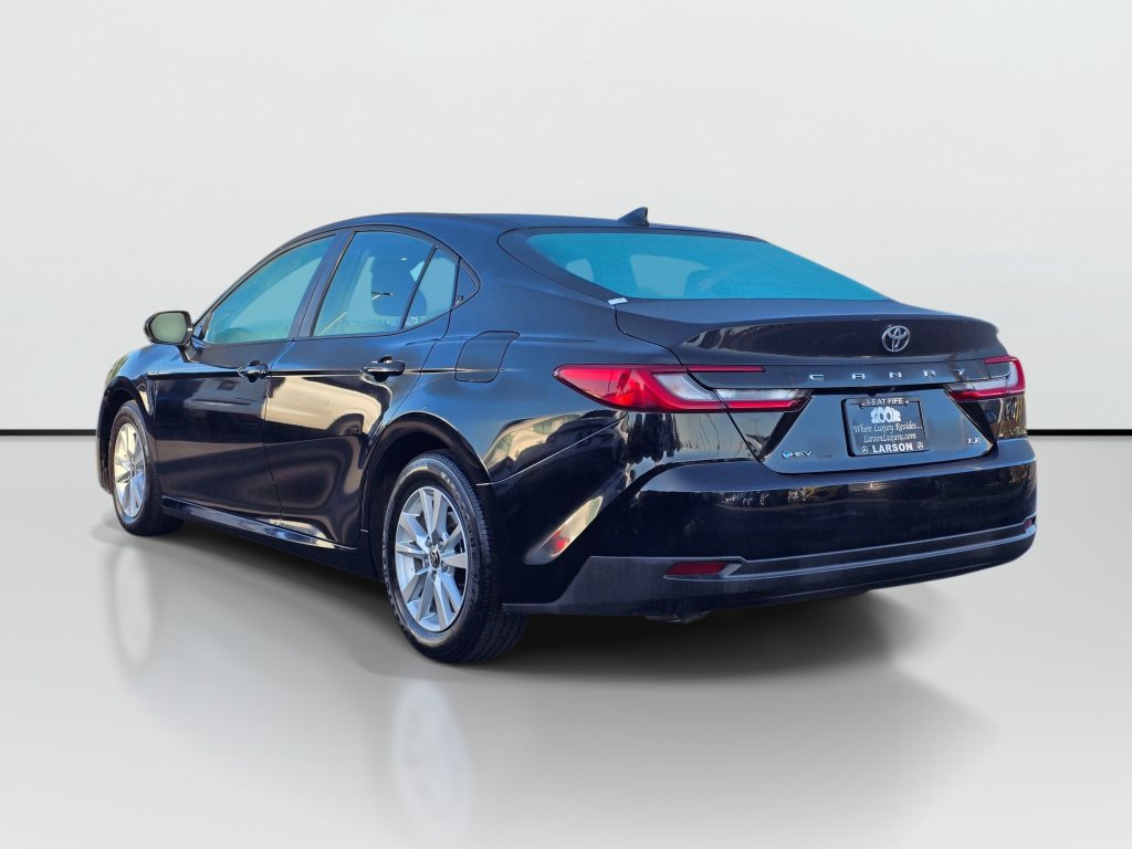Used 2025 Toyota Camry LE FWD image 4