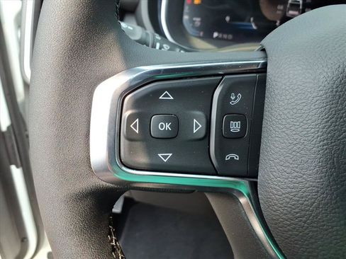 New 2026 RAM 2500 Laramie AWD/4WD image 25