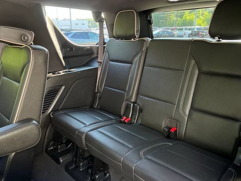 Used 2021 Chevrolet Tahoe Premier AWD/4WD image 23