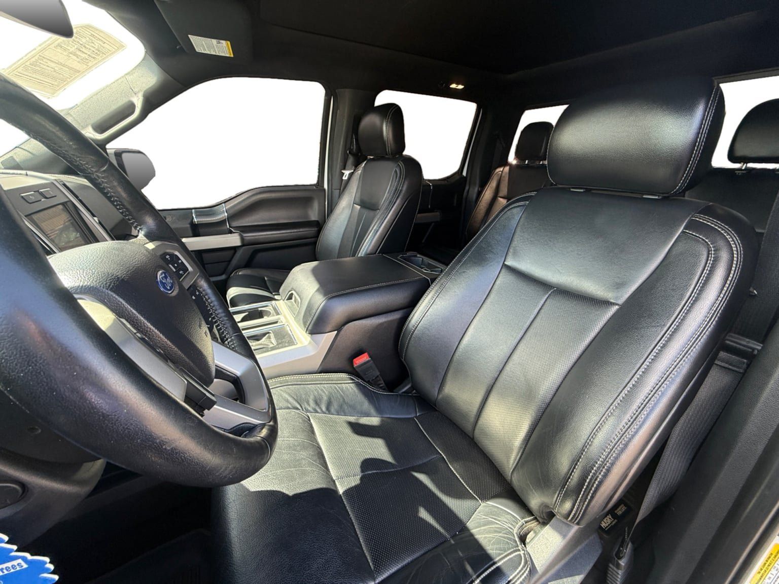 Used 2019 Ford F150 Lariat w/ Equipment Group 502A Luxury AWD/4WD image 10