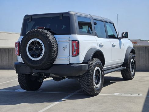 Used 2023 Ford Bronco Outer Banks w/ Sasquatch Package AWD/4WD image 8