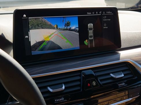 Used 2023 BMW 530e w/ Premium Package image 17