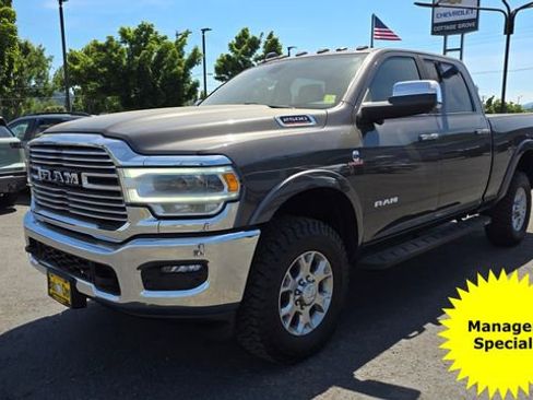 Used 2022 RAM 2500 Laramie image 1