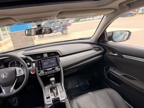 Used 2017 Honda Civic EX image 22