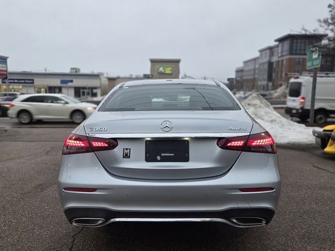 Used 2022 Mercedes-Benz E 350 4MATIC Sedan image 5