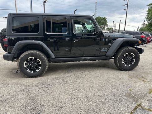Used 2025 Jeep Wrangler Unlimited Rubicon 4xe w/ Safety Group AWD/4WD image 2