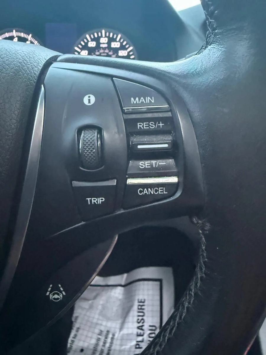 Used 2015 Acura TLX w/ Technology Package FWD image 13