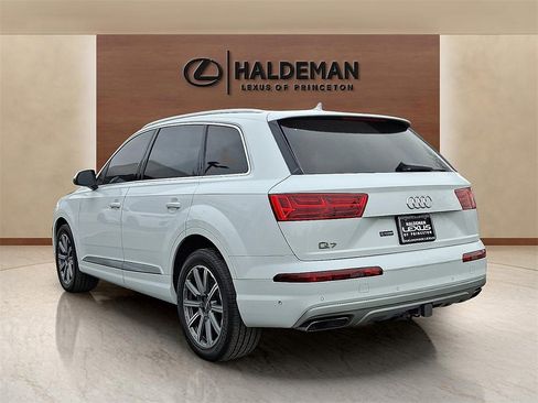 Used 2019 Audi Q7 3.0T Premium Plus image 4