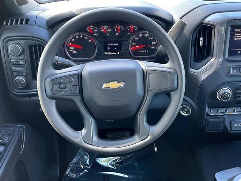 Certified 2022 Chevrolet Silverado 1500 Custom image 5