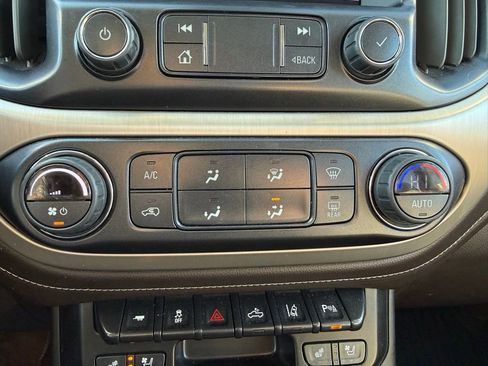 Used 2022 GMC Canyon Denali AWD/4WD image 22