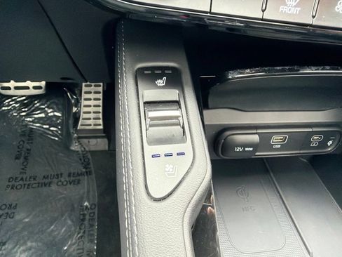 Used 2023 Kia Telluride SX Prestige X-Line AWD/4WD image 35