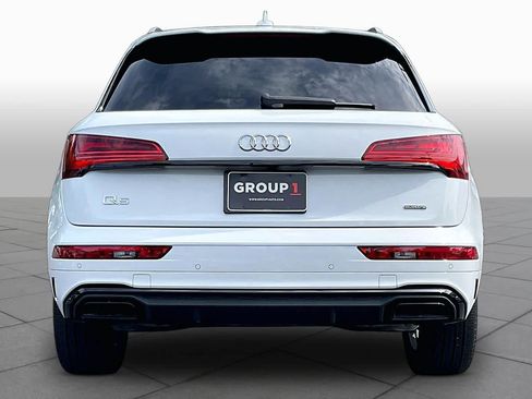 Used 2025 Audi Q5 2.0T Premium w/ Convenience Plus Package AWD/4WD image 4
