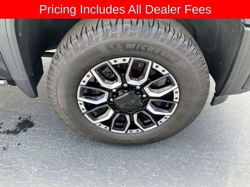 Used 2024 GMC Sierra 2500 Denali Ultimate AWD/4WD image 29
