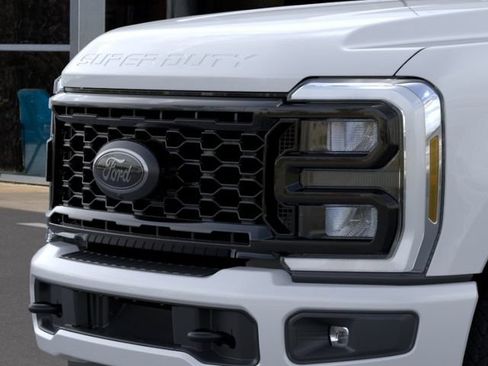 New 2026 Ford F250 XLT w/ XLT Premium Package AWD/4WD image 17