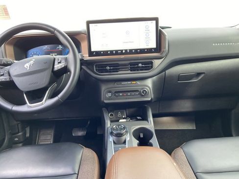 Used 2025 Ford Bronco Sport Outer Banks AWD/4WD image 15
