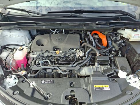 Certified 2023 Toyota Sienna Platinum image 31