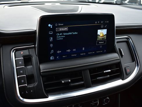 Used 2023 Chevrolet Suburban Premier image 47