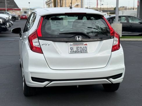 Used 2019 Honda Fit LX image 9