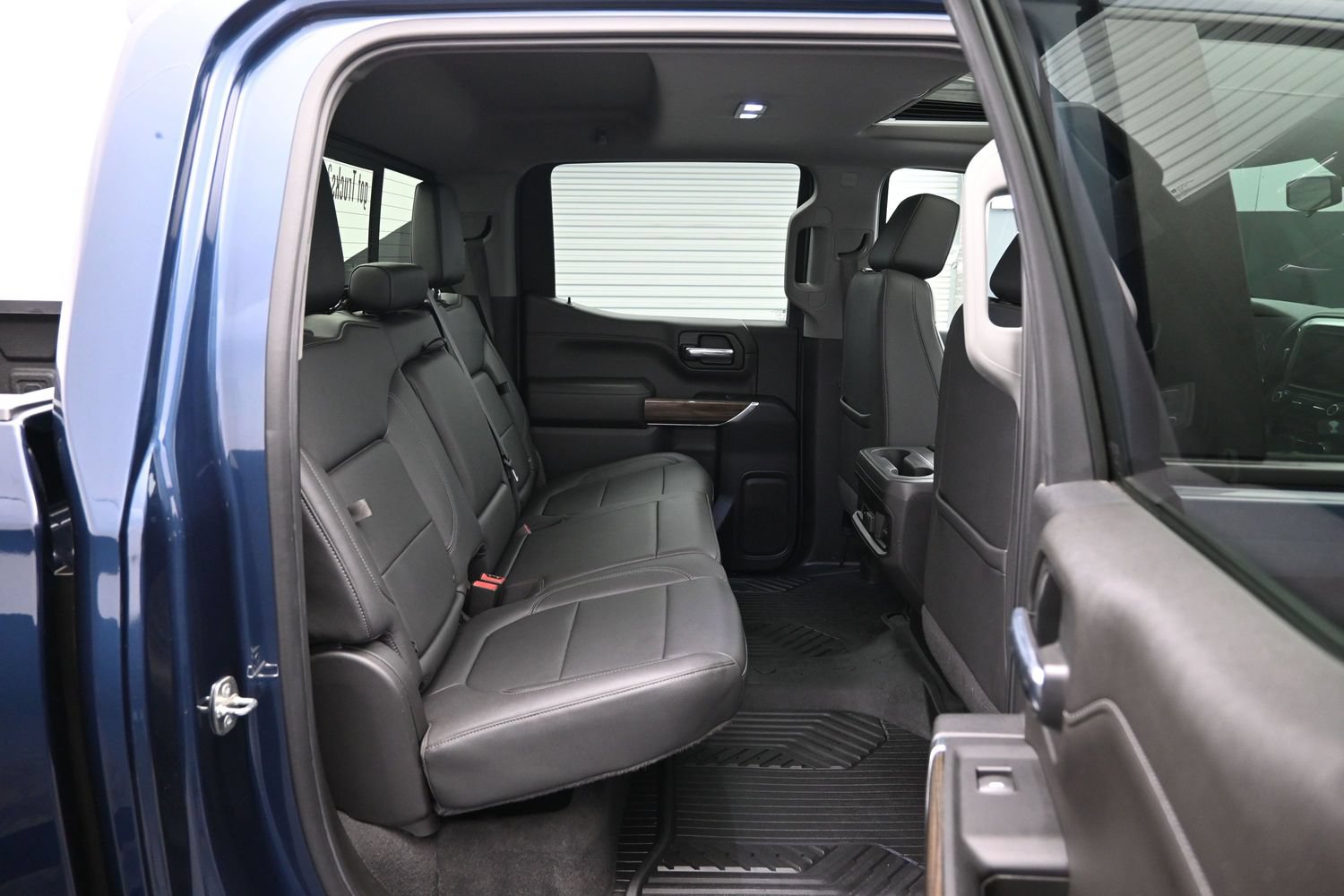 Used 2022 Chevrolet Silverado 1500 LT Trail Boss w/ Convenience Package II AWD/4WD image 12