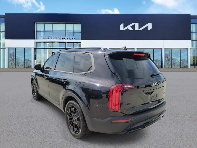 Used 2022 Kia Telluride EX w/ EX Premium Package AWD/4WD image 4