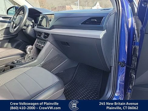 Certified 2022 Volkswagen Taos SE image 45