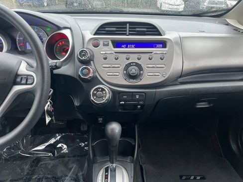 Used 2013 Honda Fit image 20