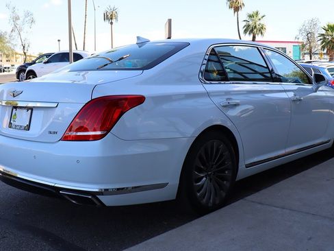 Used 2017 Genesis G90 3.3T Premium RWD image 13